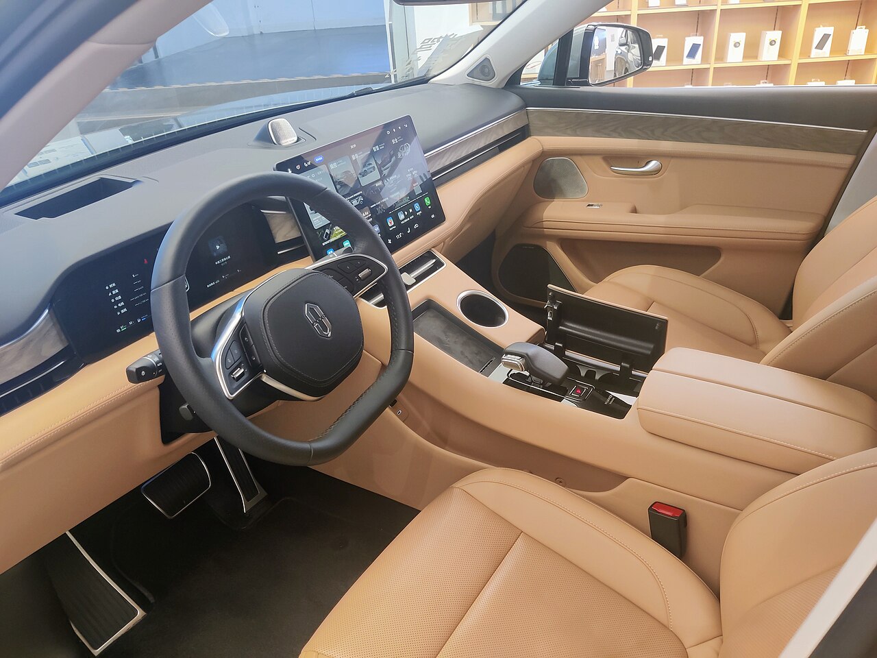 AITO M5