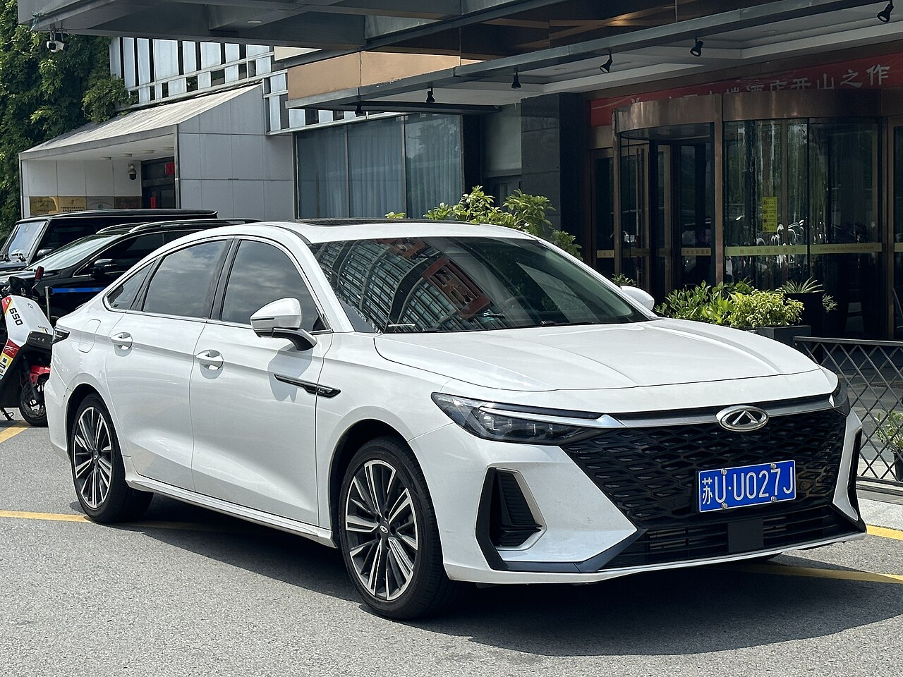 Chery Fulwin A8