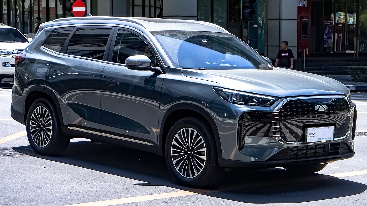 Chery Tiggo 8 C-DM