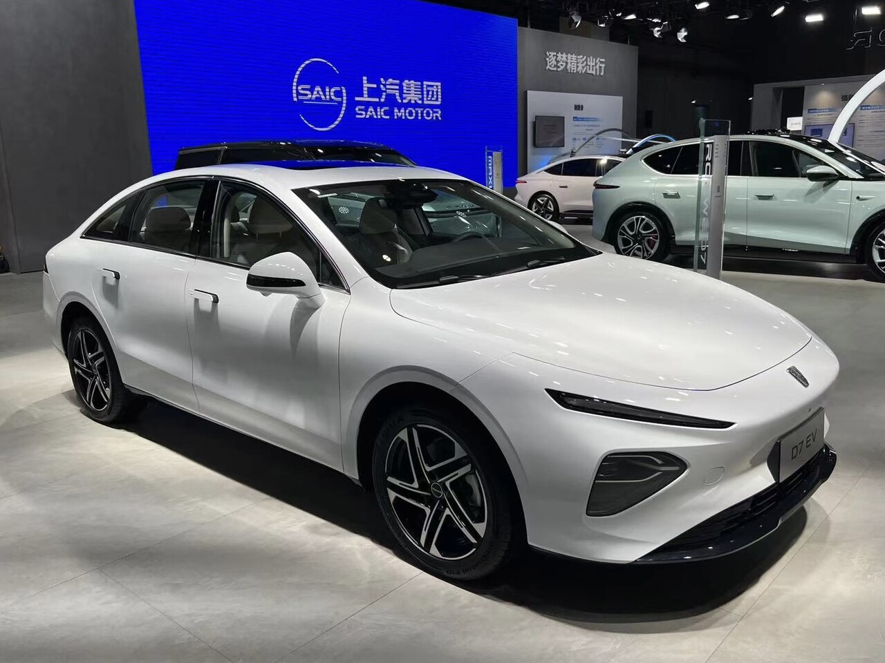 Roewe D7 EV