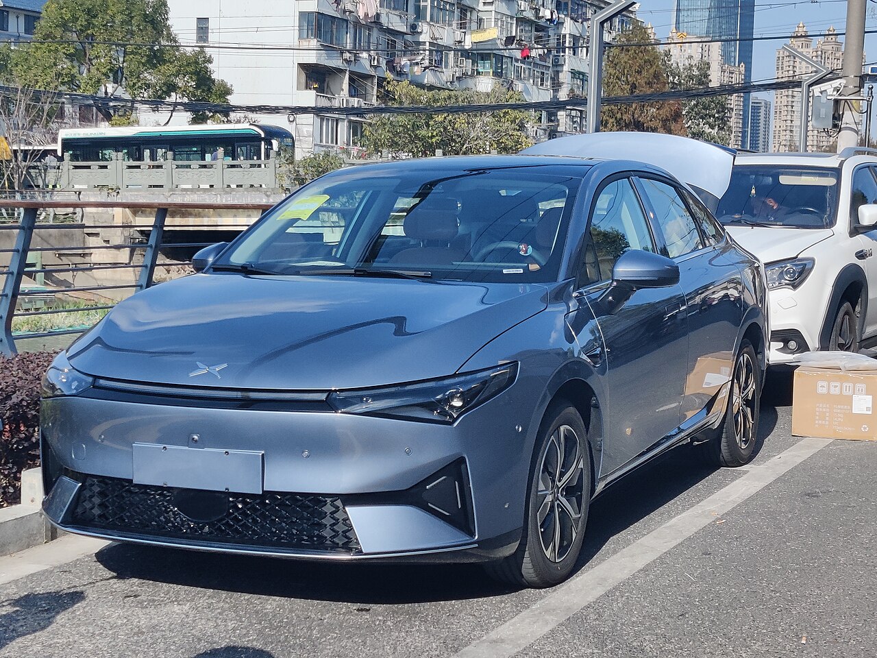 XPeng P5