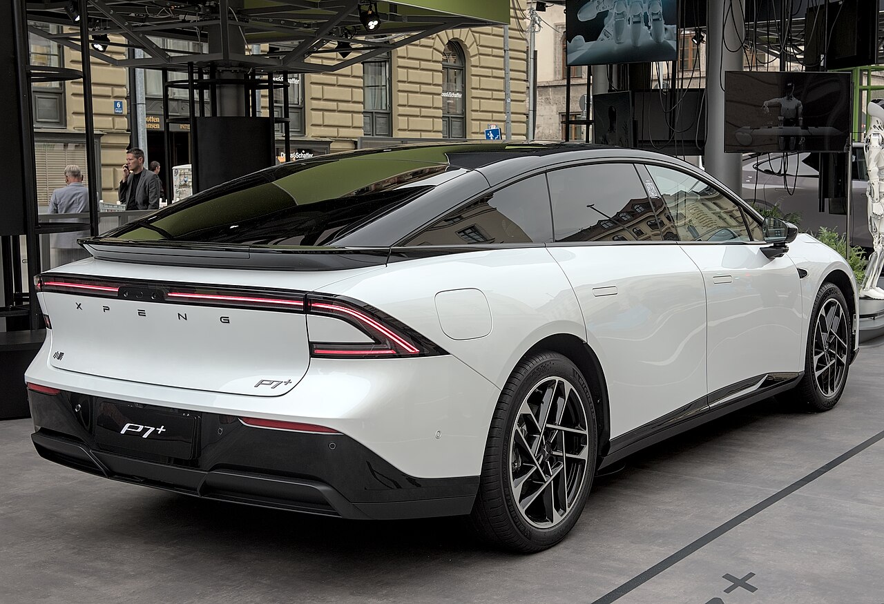 XPeng P7